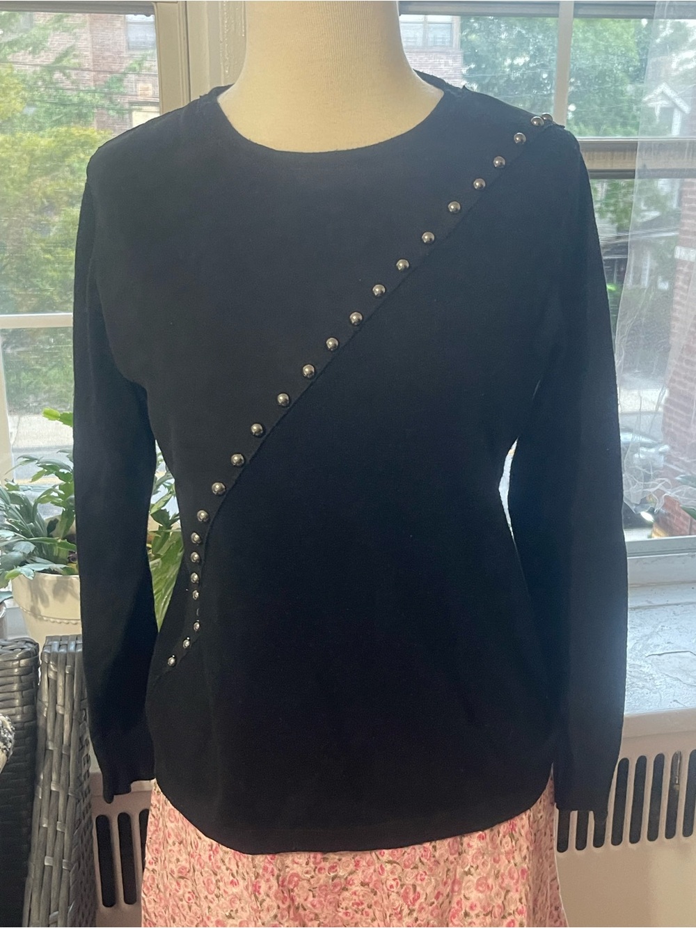 Sioni Black Long-Sleeve Studded Sweatshirt